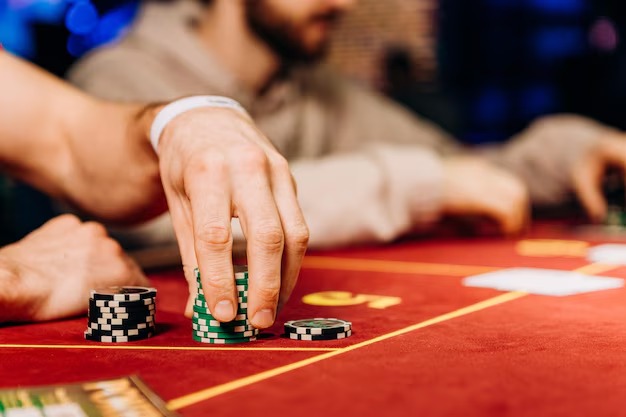 Three Card Poker Game 